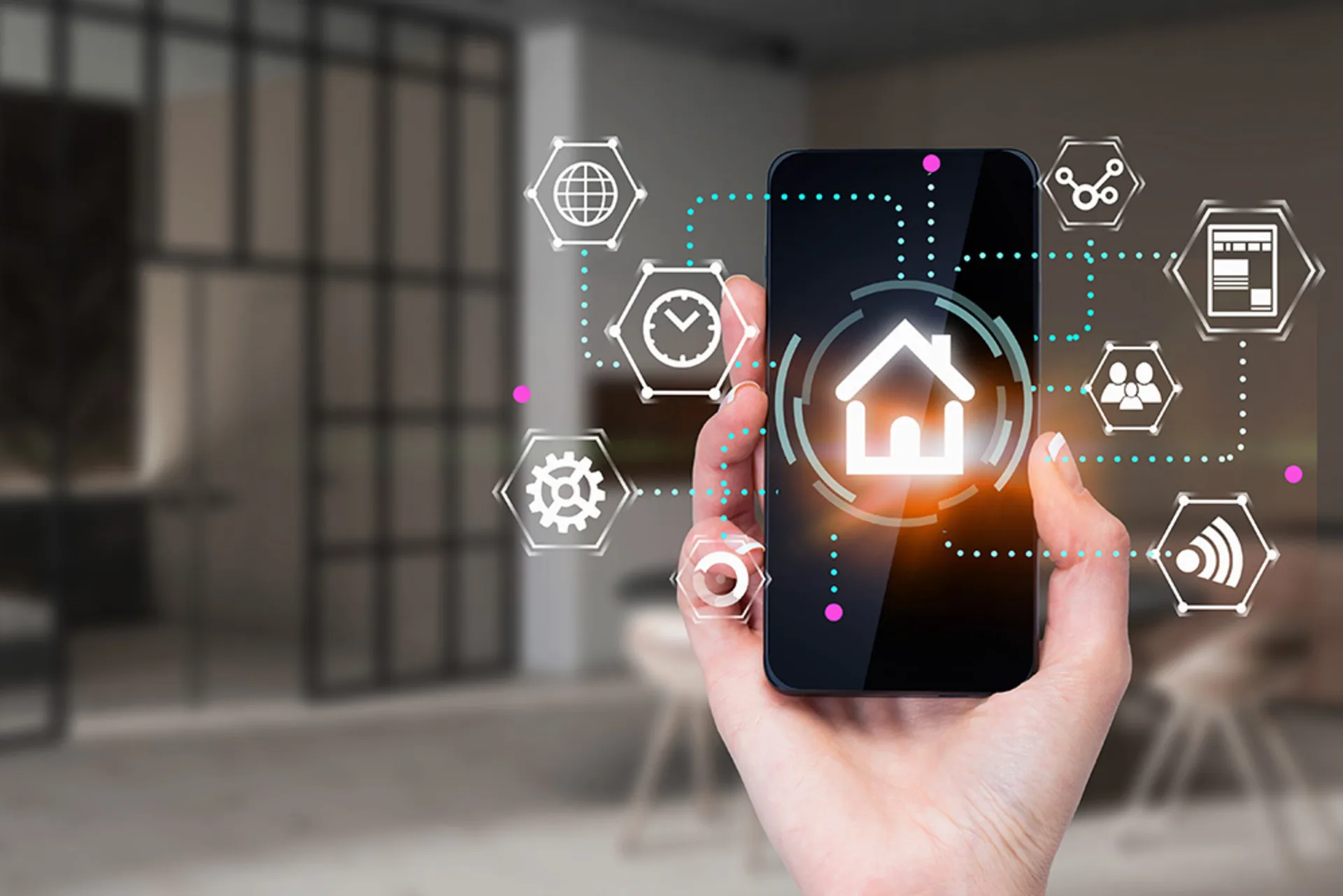 Smart-Home-Steuerung an der Wand eines modernen Hauses